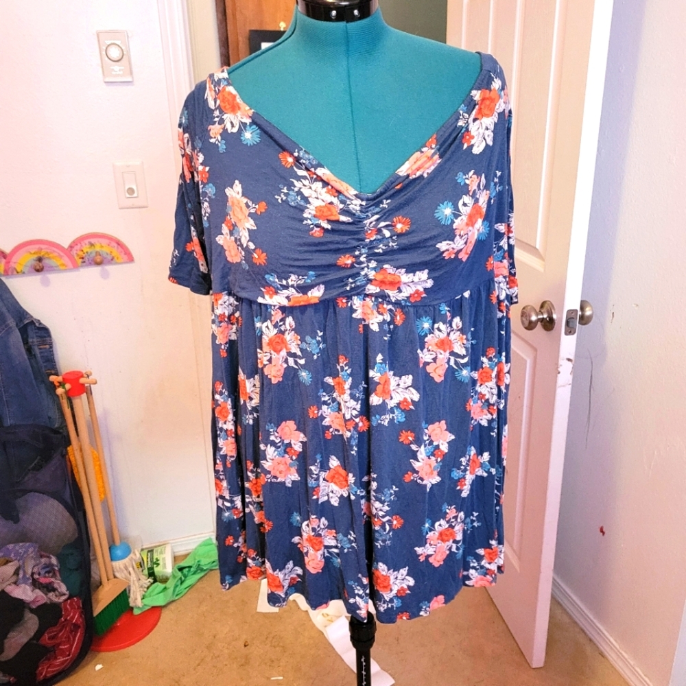 Torrid flower off shoulder top